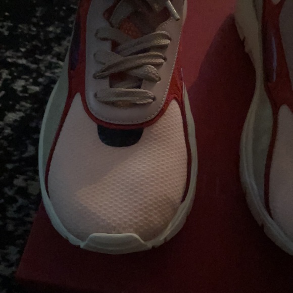 Valentino Garavani Embellished Pink Sneakers ๐๐ธ - Picture 8 of 12